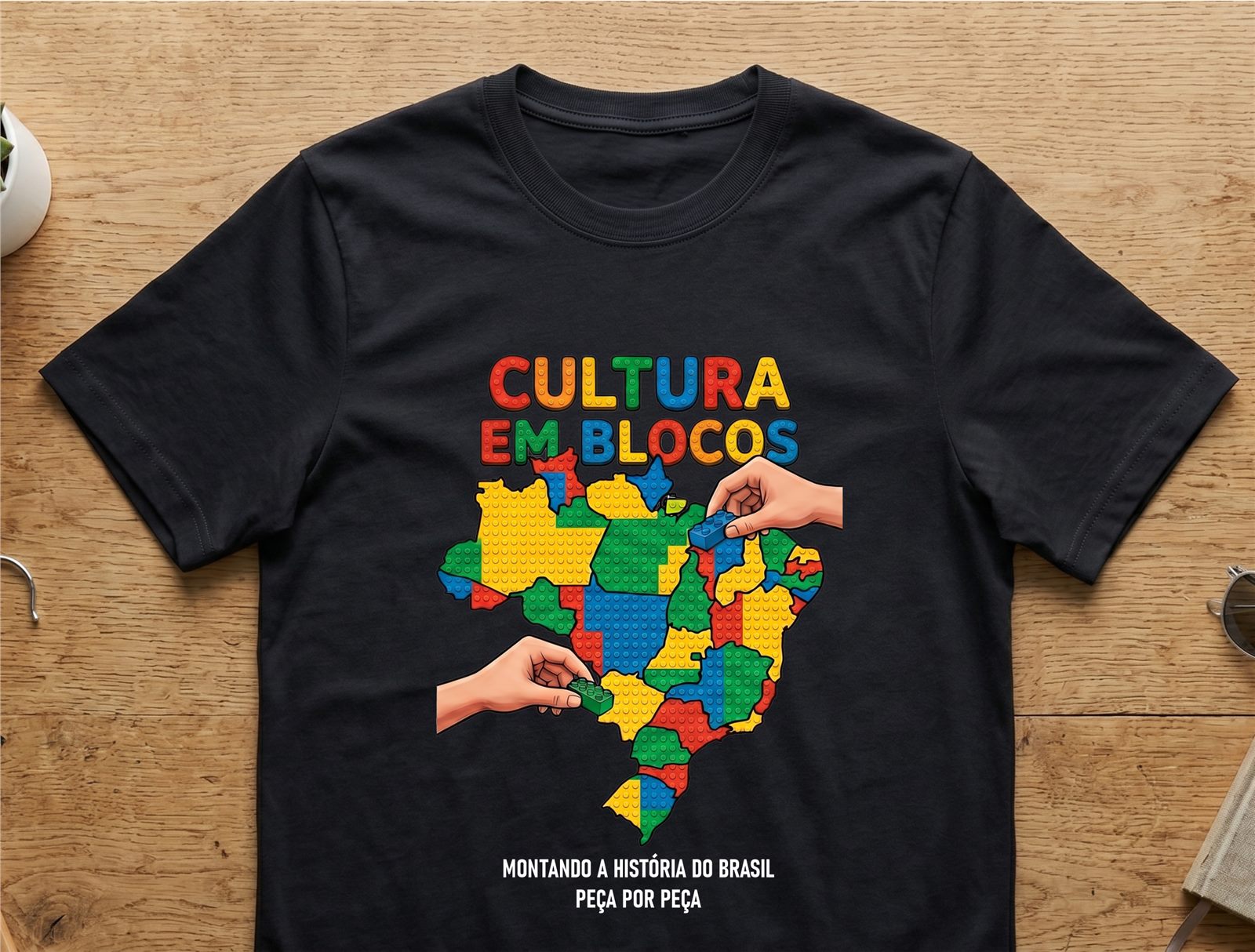 Camiseta Cultura em Blocos na cor preta